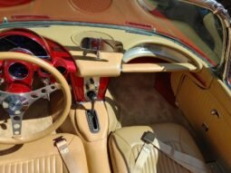 
										1961 Chevrolet Corvette LS2 V8 full									