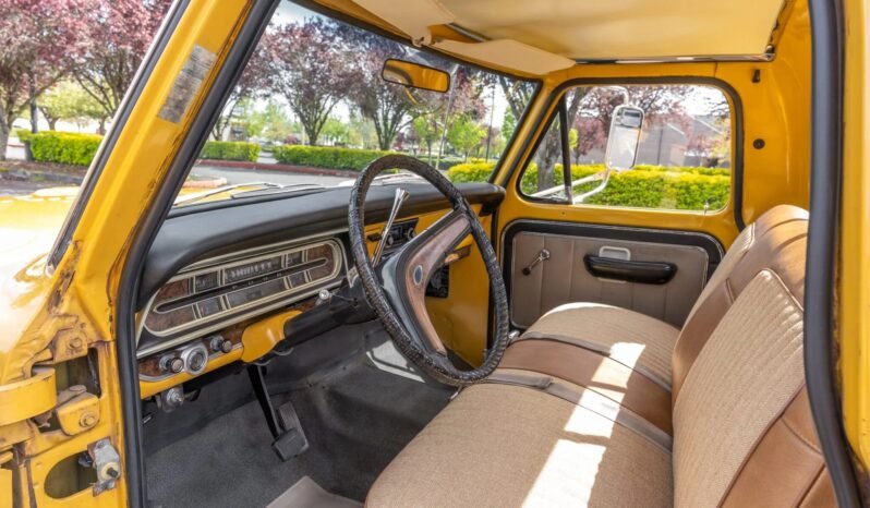 
								1972 Ford F-250 full									