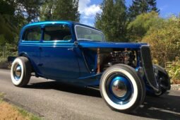 
										1933 Ford Tudor Hi-Boy Hot Rod full									