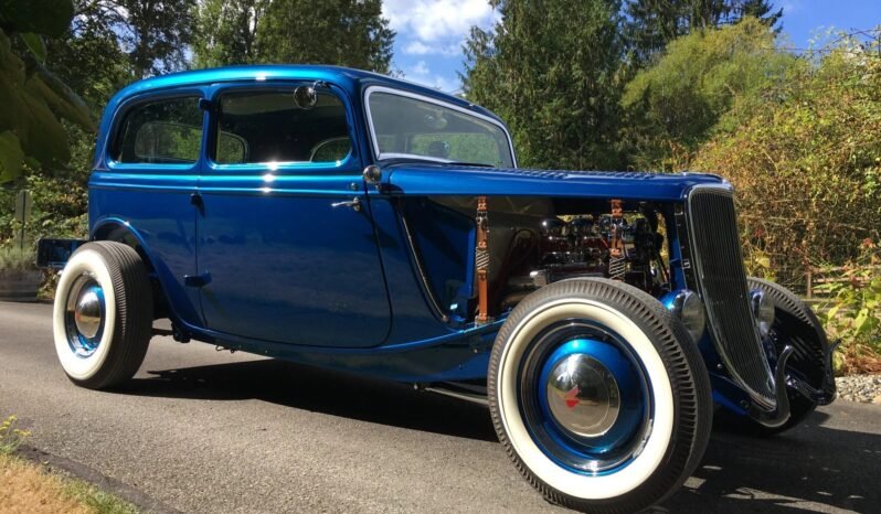 
								1933 Ford Tudor Hi-Boy Hot Rod full									