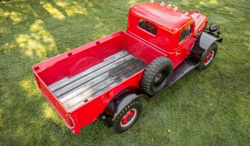 
								1950 Dodge Power Wagon B-2 full									