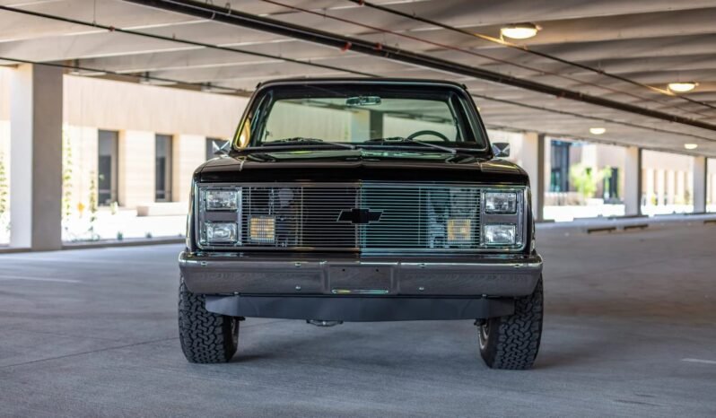 
								1983 Chevrolet K10 Stepside 4X4 Pickup Truck full									