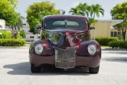 
										1940 Ford Coupe Street Rod V8 full									