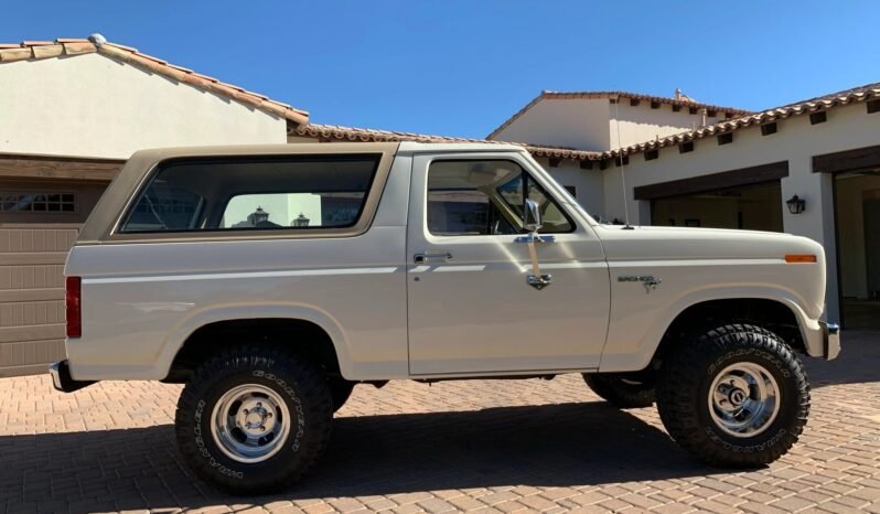 
								1980 Ford Bronco V8 4X4 full									