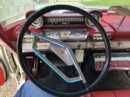 
										1961 Plymouth Fury Hardtop Coupe V8 full									