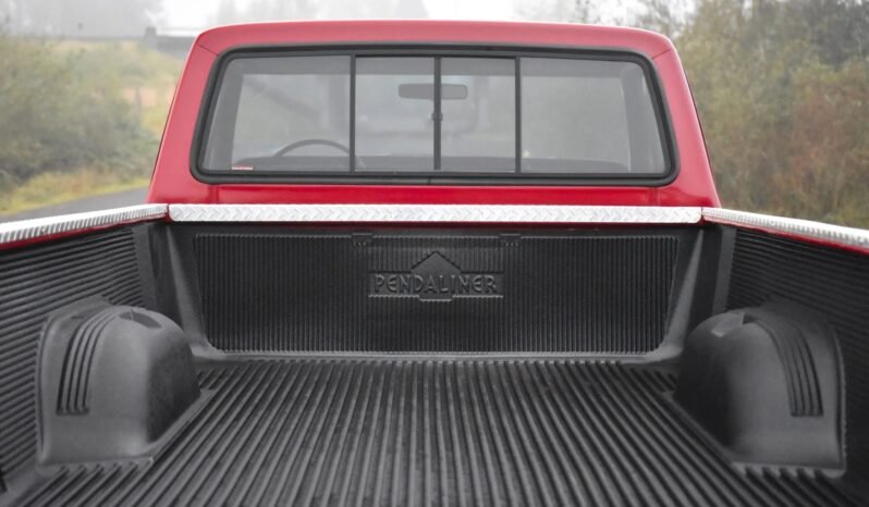 
								1974 Ford F-100 Short-Bed V8 full									