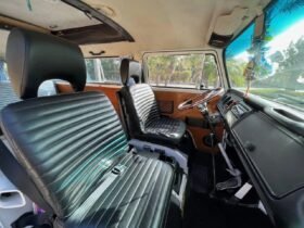 1974 Volkswagen Type 2 Camper Pop-Top