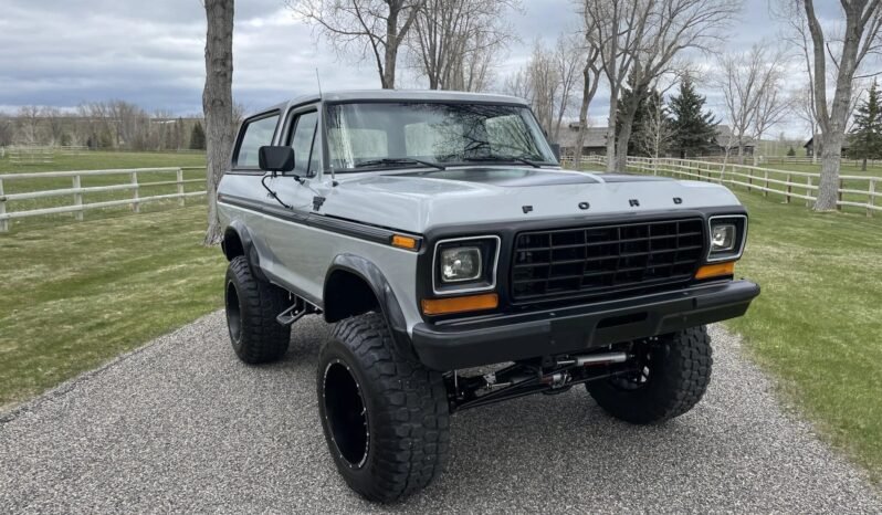 
								1978 Ford Bronco 400 V8 full									