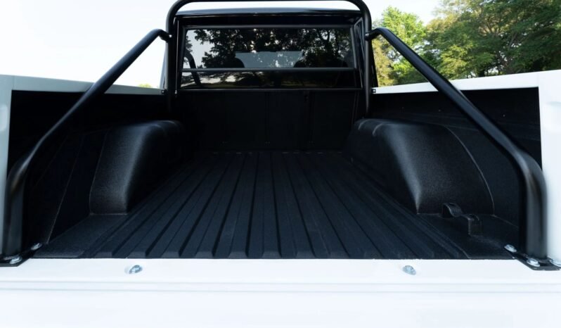 
								1966 Ford Bronco Half-Cab 4X4 full									