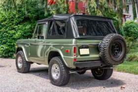 1972 Ford Bronco Green V8