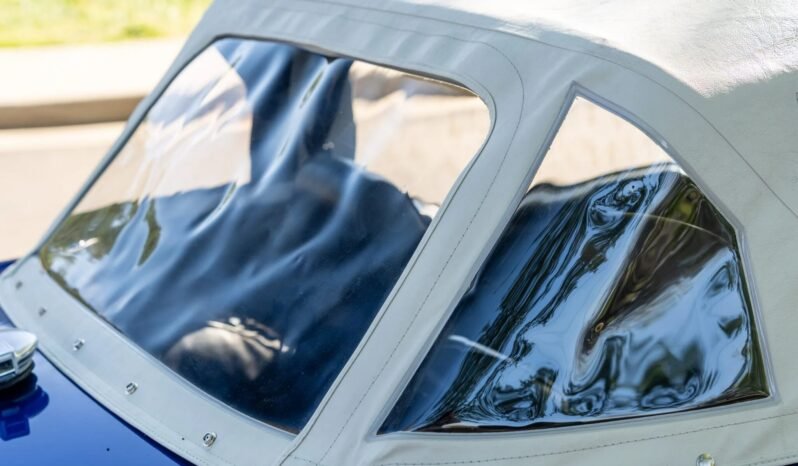 
								1971 Triumph TR6 Convertible full									