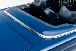 
										1970 Mercedes-Benz 280SL Blue full									