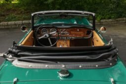 
										1966 Triumph TR4A IRS 2.1L full									
