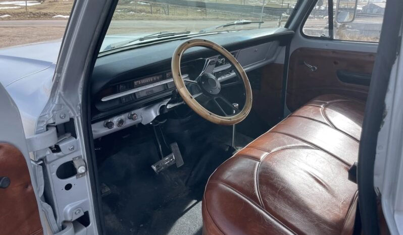 
								1972 Ford F-250 Pickup Truck full									