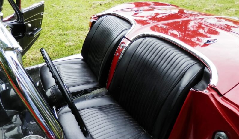 
								1962 Chevrolet Corvette Convertible full									