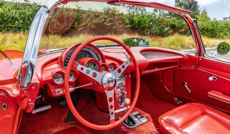 
								1962 Chevrolet Corvette V8 Convertible full									