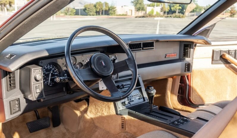
								1989 Chevrolet Camaro Z28 IROC-Z full									