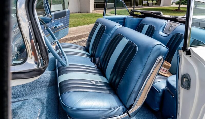 
								1960 Pontiac Bonneville V8 Convertible full									