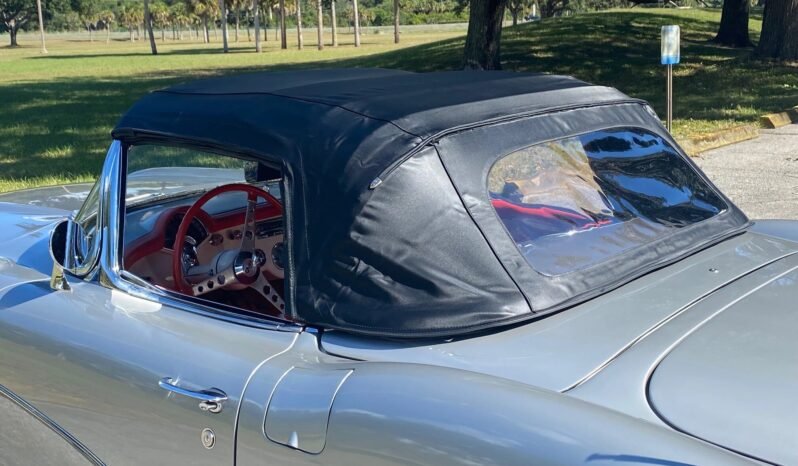 
								1957 Chevrolet Corvette 4-Speed full									