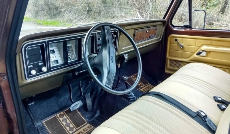 
								1979 Ford Bronco Custom 4X4 full									
