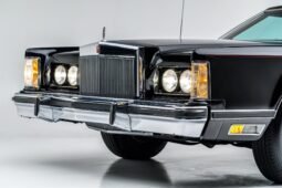 
										1979 Lincoln Continental V8 Mark V full									
