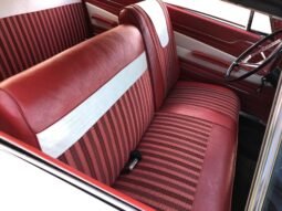 
										1961 Plymouth Fury Hardtop Coupe V8 full									