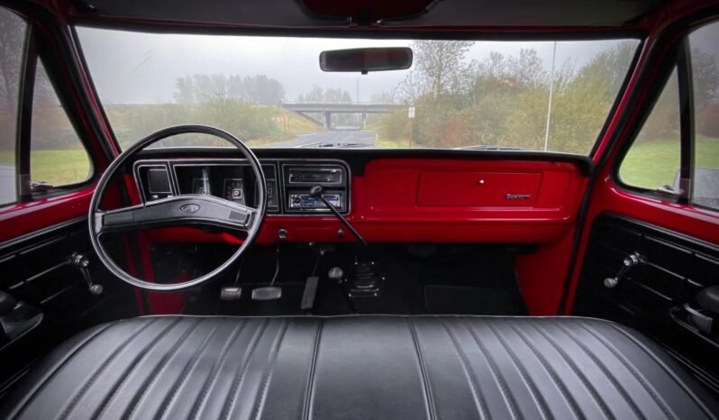 
								1974 Ford F-100 Short-Bed V8 full									