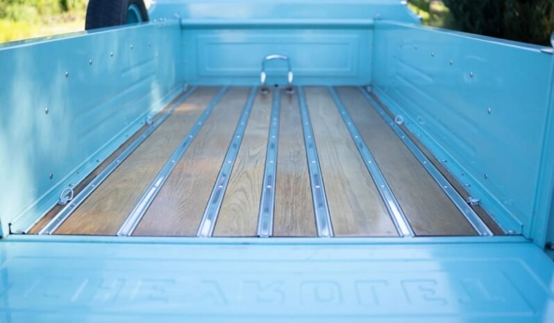 
								1966 Chevrolet C10 Stepside Pickup Truck full									