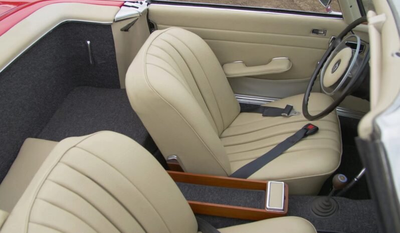 
								1969 Mercedes-Benz 280SL Red full									