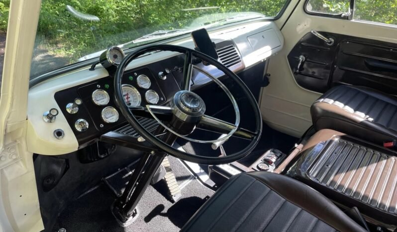 
								1961 Ford Econoline full									