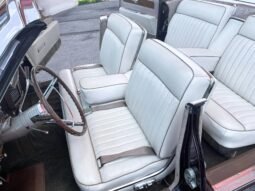 
										1962 Lincoln Continental Convertible V8 Black Cherry full									