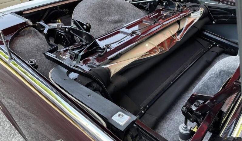 
								1962 Lincoln Continental Convertible V8 Black Cherry full									