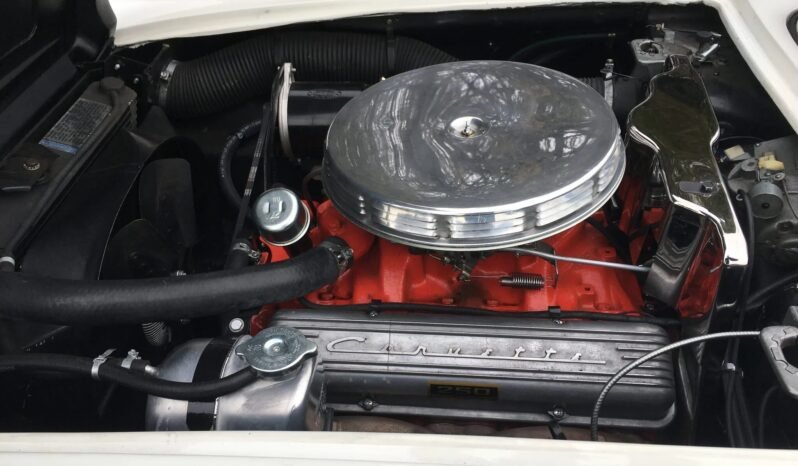 
								1962 Chevrolet Corvette C1 Convertible full									