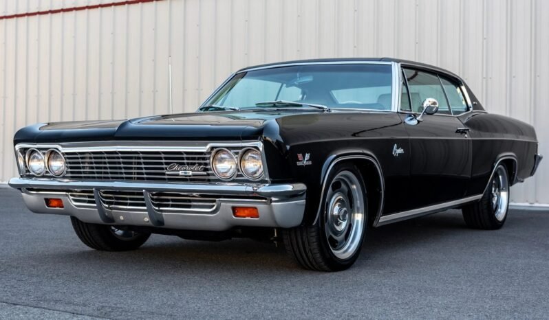 
								1966 Chevrolet Caprice Coupe full									
