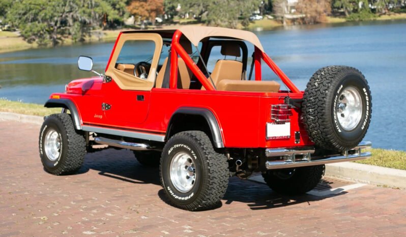 
								1982 Jeep CJ-8 Scrambler 350CI V8 full									