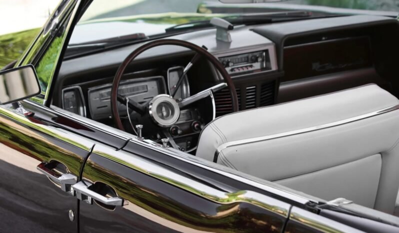 
								1962 Lincoln Continental Convertible V8 Black Cherry full									