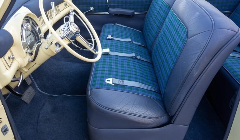 
								1953 Chrysler New Yorker Deluxe full									