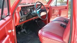 
										1984 Ford F-250 4X4 full									