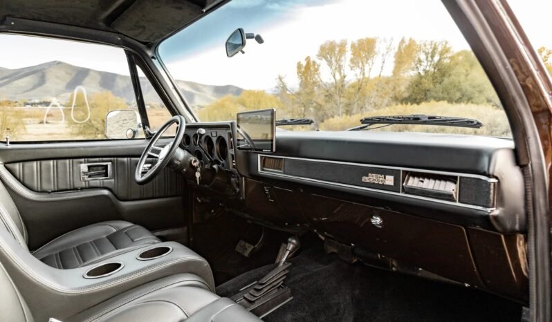 
								1986 GMC High Sierra 1500 4X4 full									