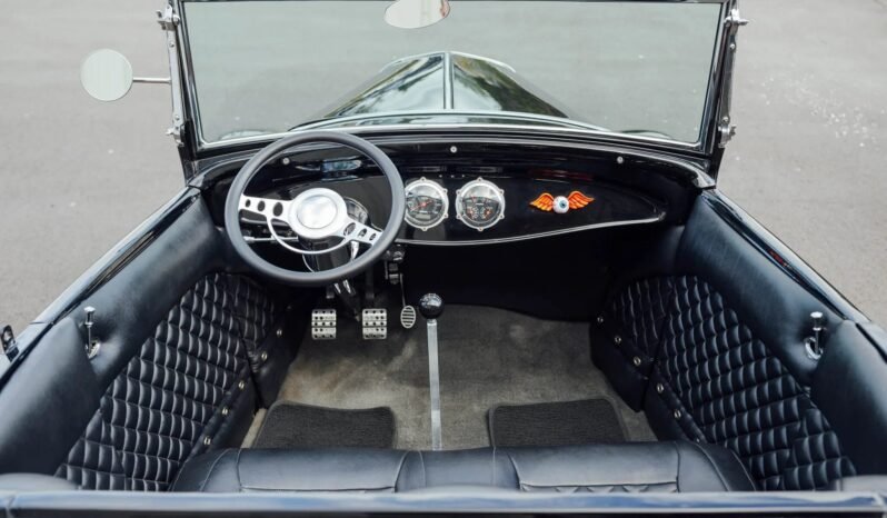 
								1931 Ford Roadster Hot Rod V8 full									