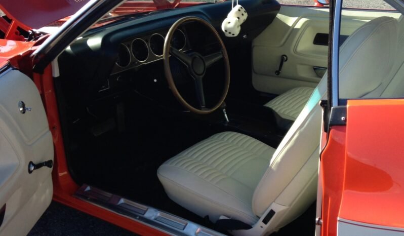 
								1970 Dodge Challenger R/T Coupe full									