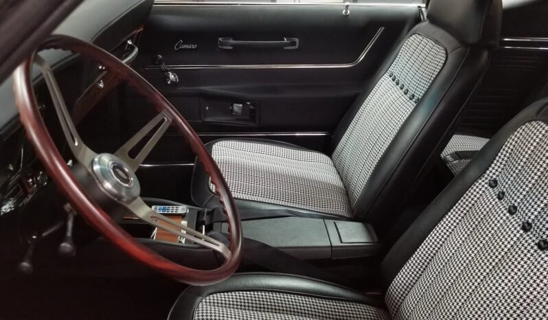 
								1969 Chevrolet Camaro RS/SS V8 full									