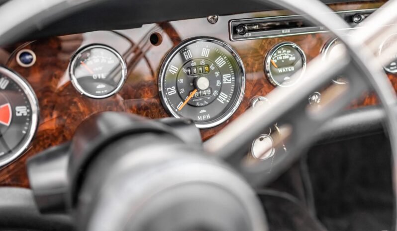 
								1966 Sunbeam Tiger V8 Convertible full									
