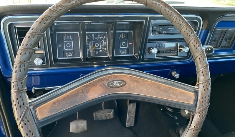 
								1979 Ford F-250 Custom full									
