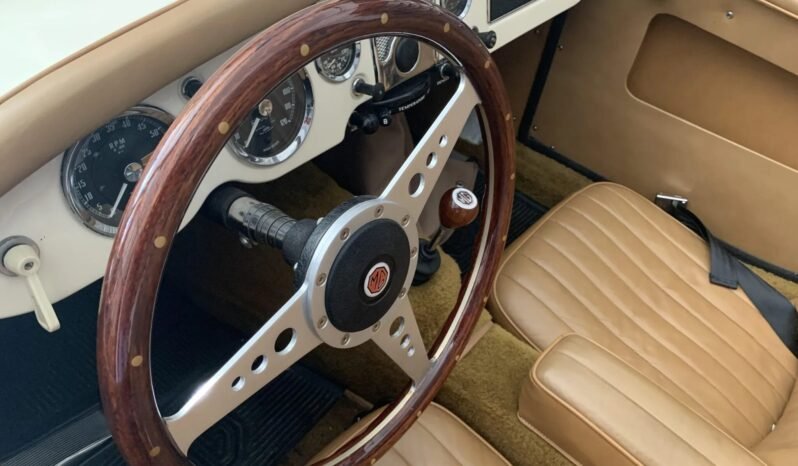 
								1960 MG MGA 1600 4-Speed full									