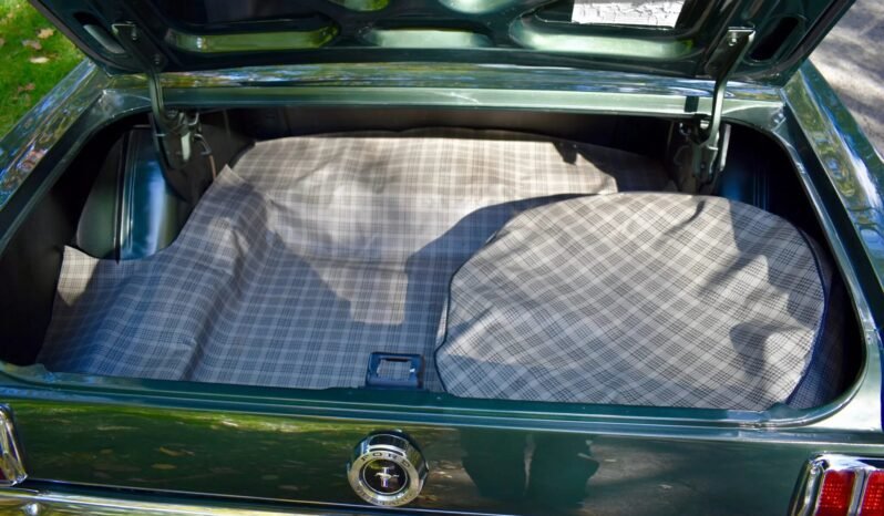 
								1965 Ford Mustang K-Code V8 full									