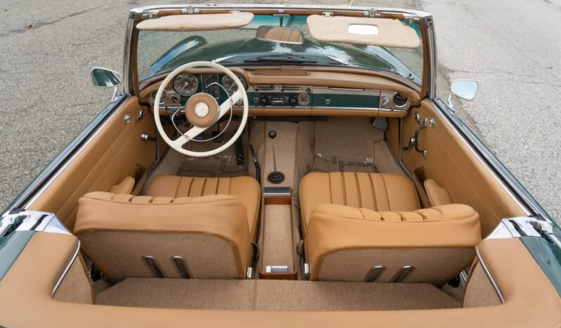 
								1967 Mercedes-Benz 230SL Roadster full									