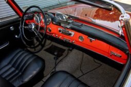 
										1961 Mercedes-Benz 190SL Roadster full									