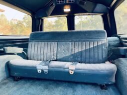 
										1988 GMC Suburban 1500 Sierra Classic V8 full									