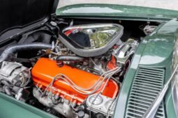 
										1967 Chevrolet Corvette Turbojet V8 full									